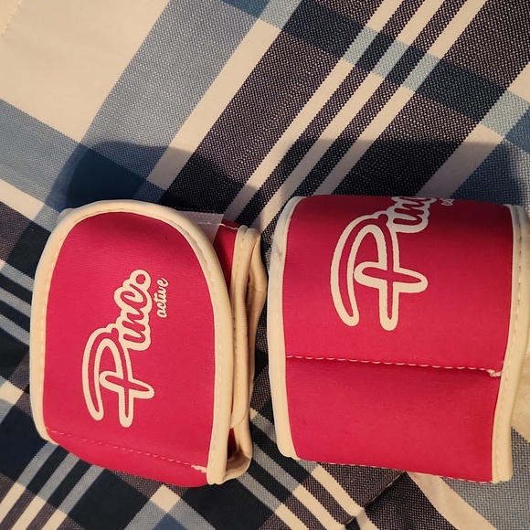 0.5 Ankle Weights - Picture 2 of 3